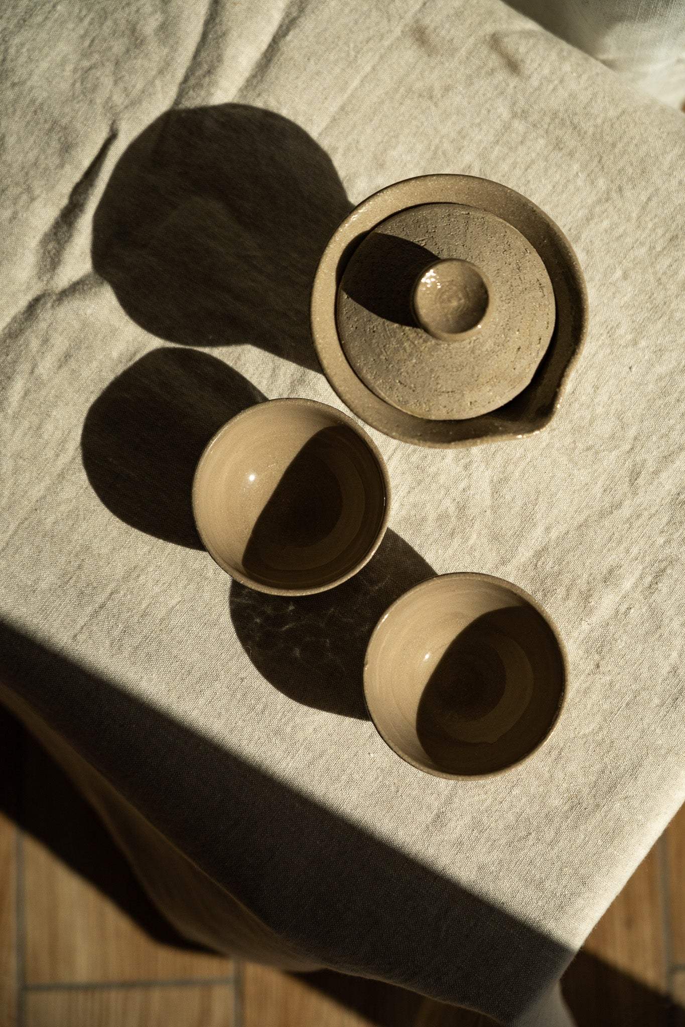 Handmade Stoneware Gaiwan - Gray with Speckles