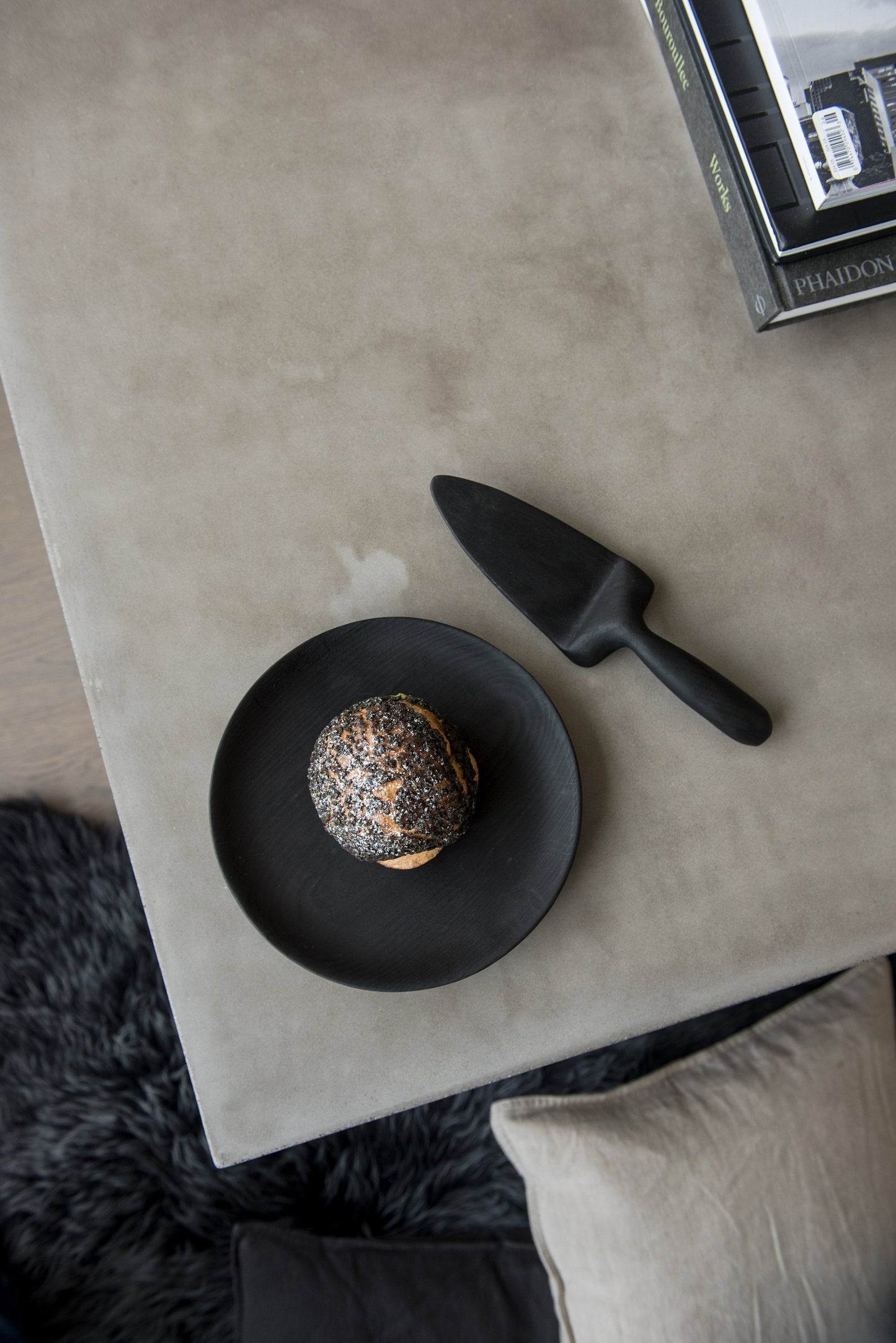 Charred Wood Cake Server