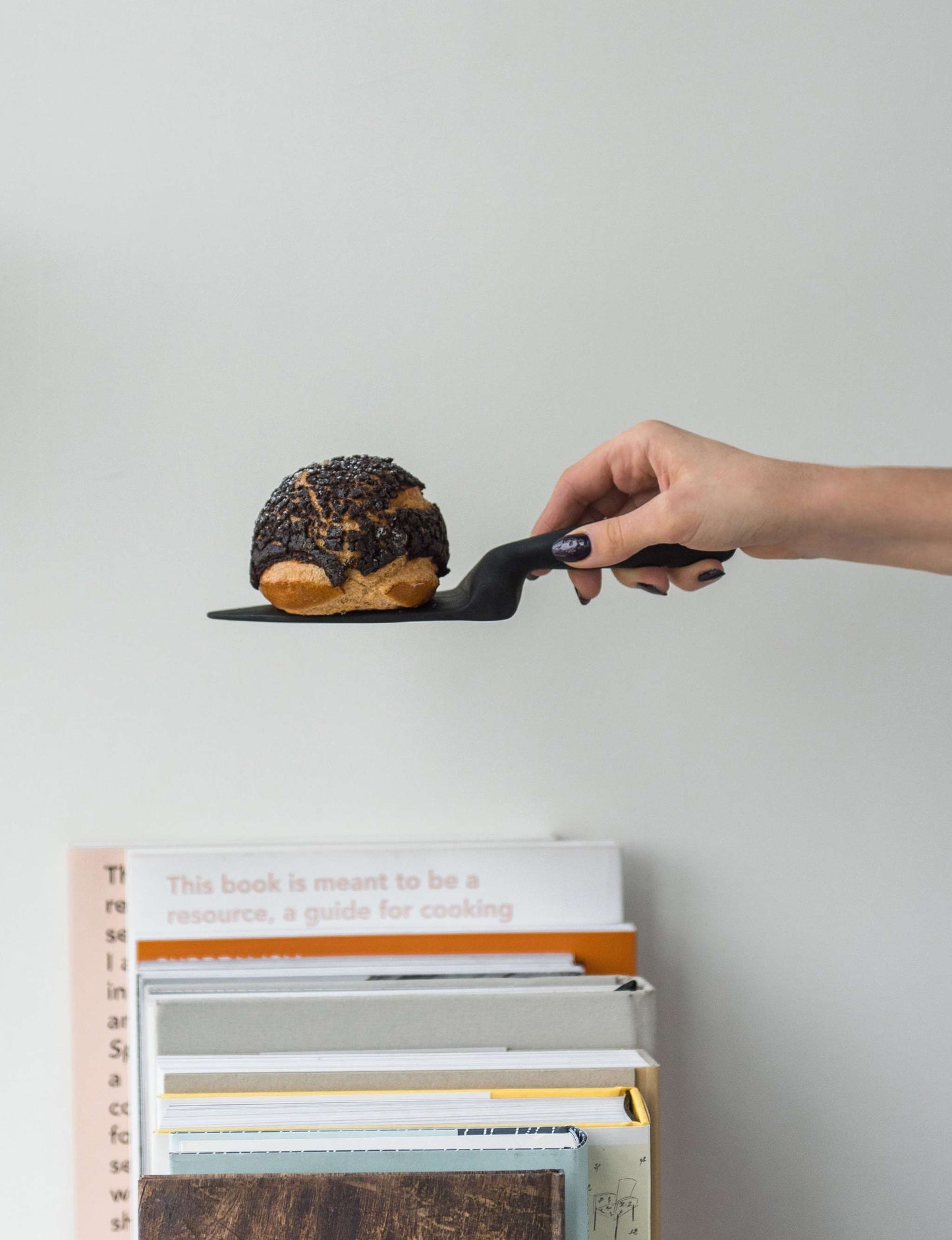 Charred Wood Cake Server