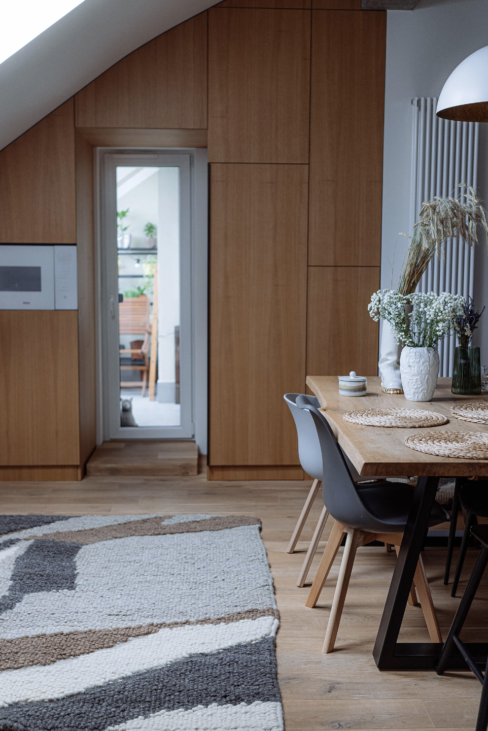 Hand Woven Area Rug "Stone"