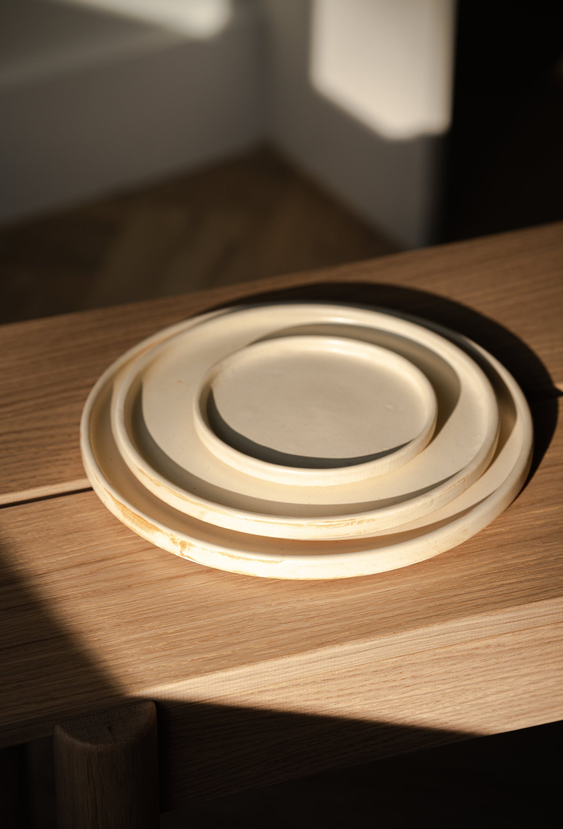 Handmade Beige Stoneware Dinner Plates