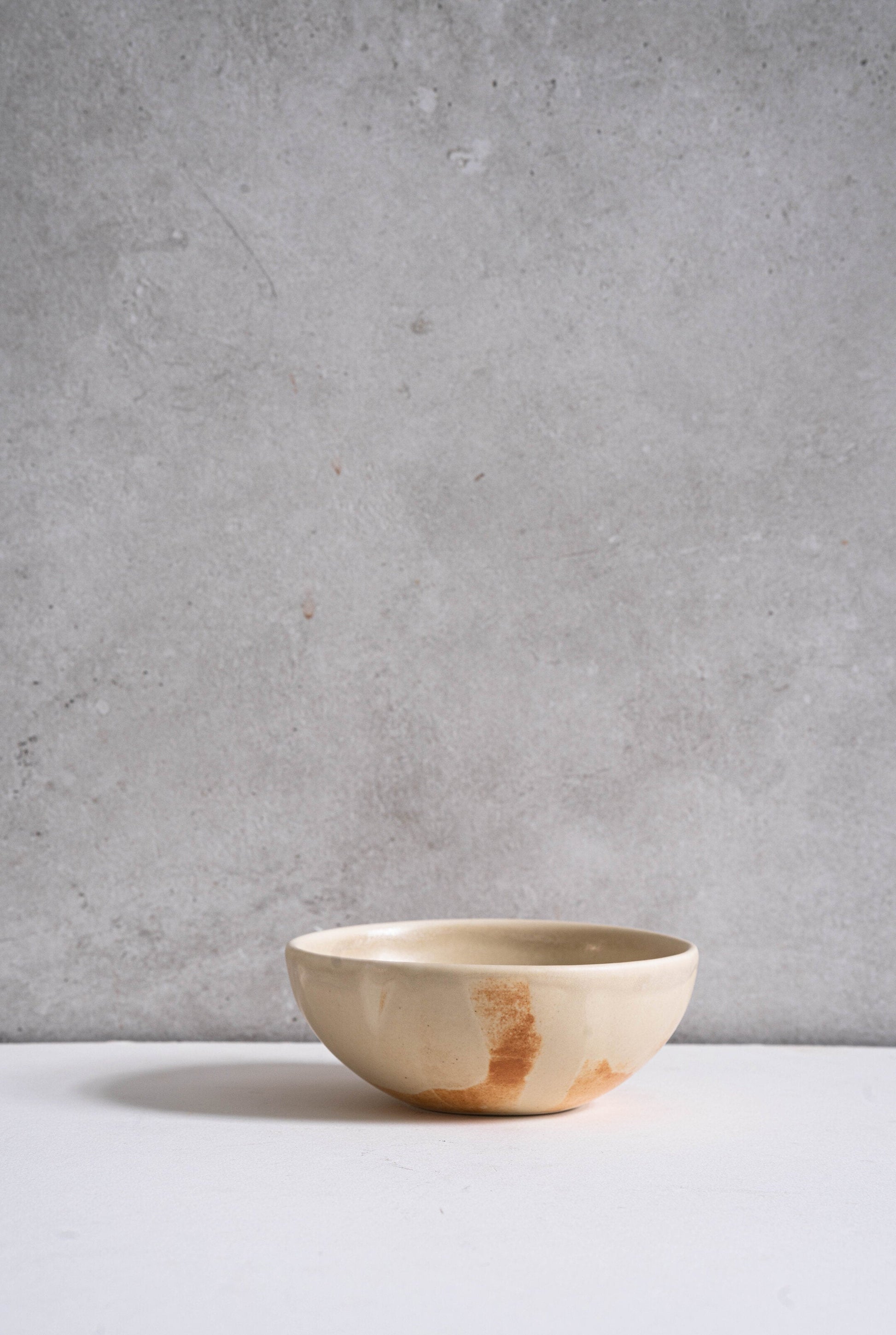 Handmade Beige Stoneware Bowl
