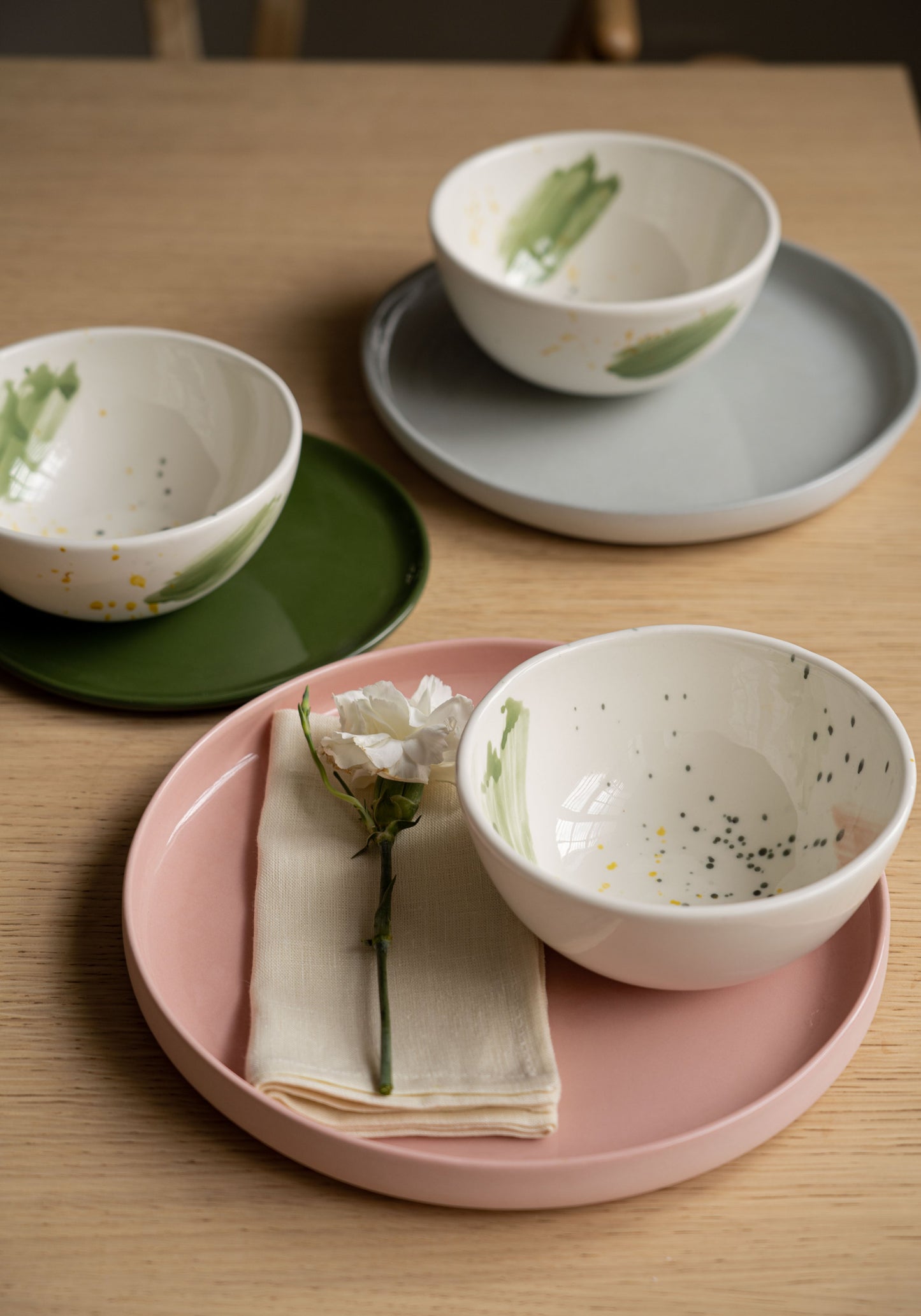 Handmade High-sided Porcelain Dinner Plate. Powder Pink