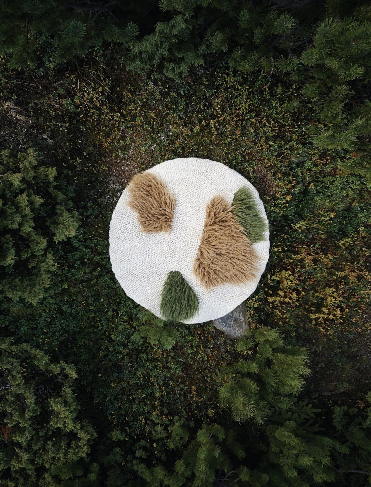 Handwoven Wool Area Round Rug "Forest"