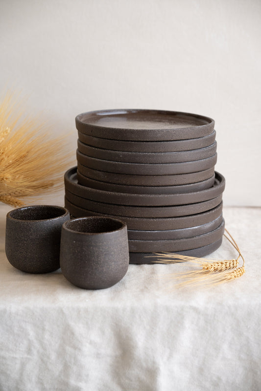 Handmade Stoneware Dinner Plates "Pumpernickel"