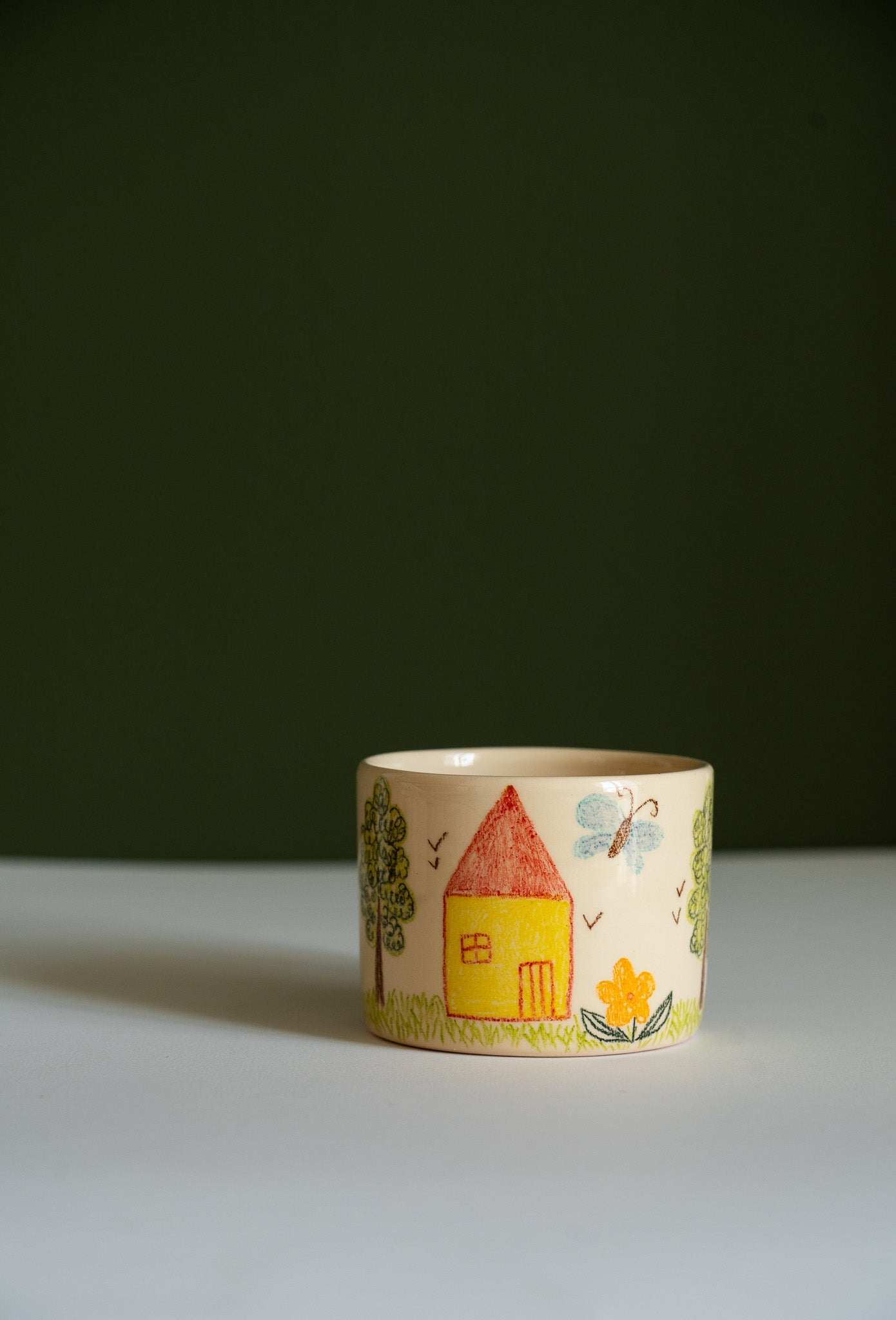 Hand-Drawn Ceramic Mug – Beige Stoneware, Whimsical Childhood Landscape Art
