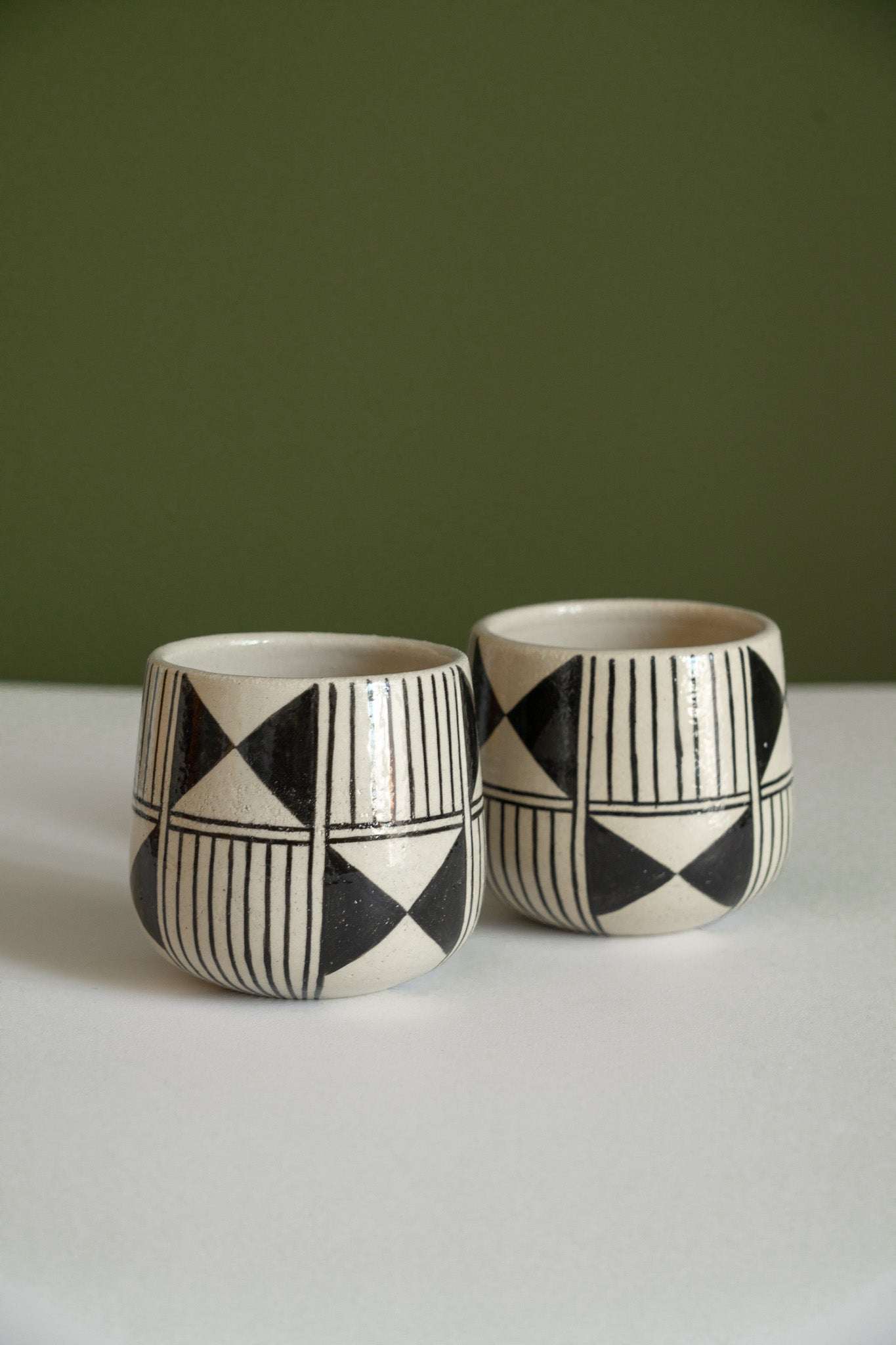 Handmade Stoneware Coffee Mug: Hand Painted Heritage Collection
