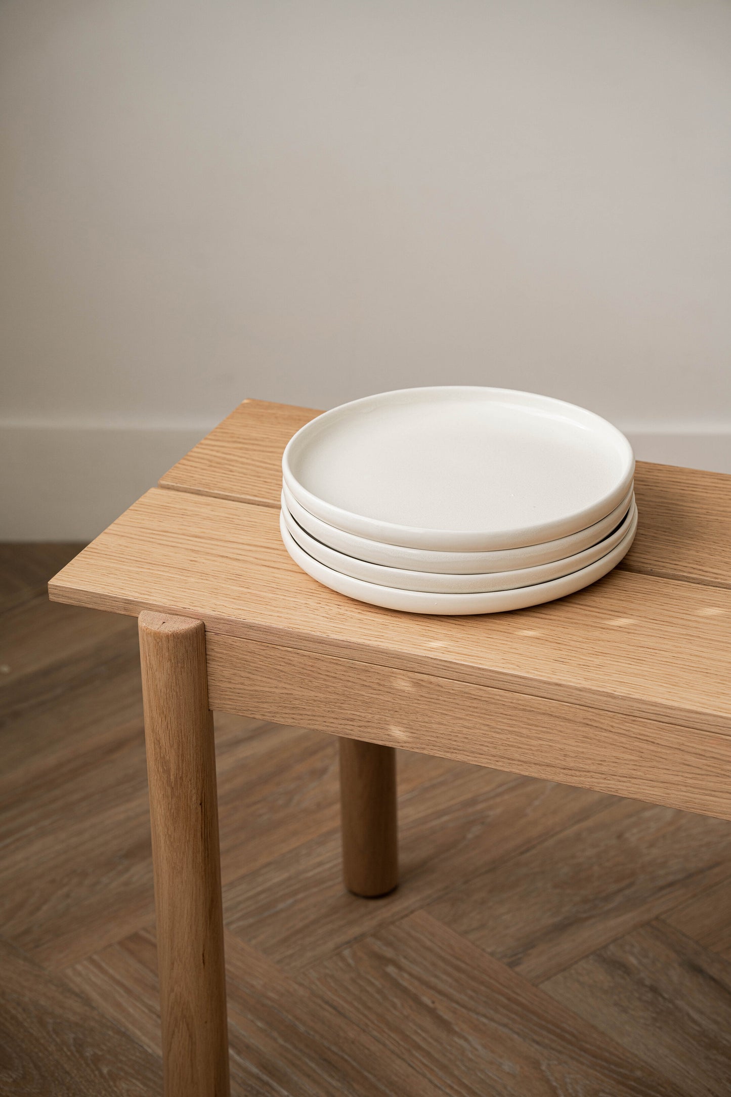 White Matte Stoneware Plates with Round Sides