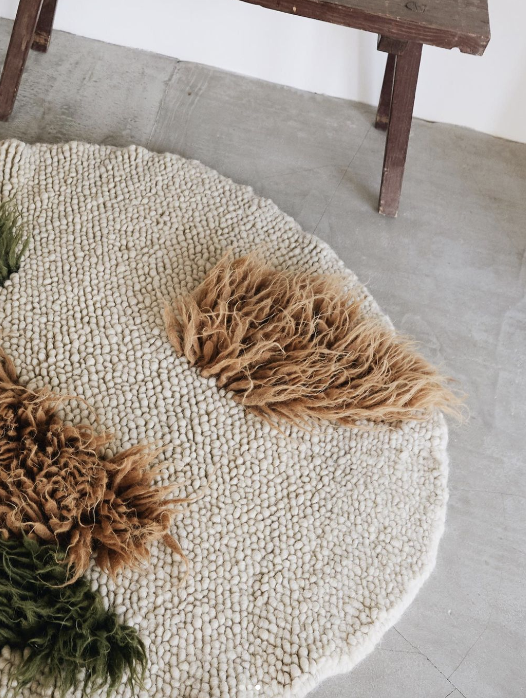 Handwoven Wool Area Round Rug "Forest"