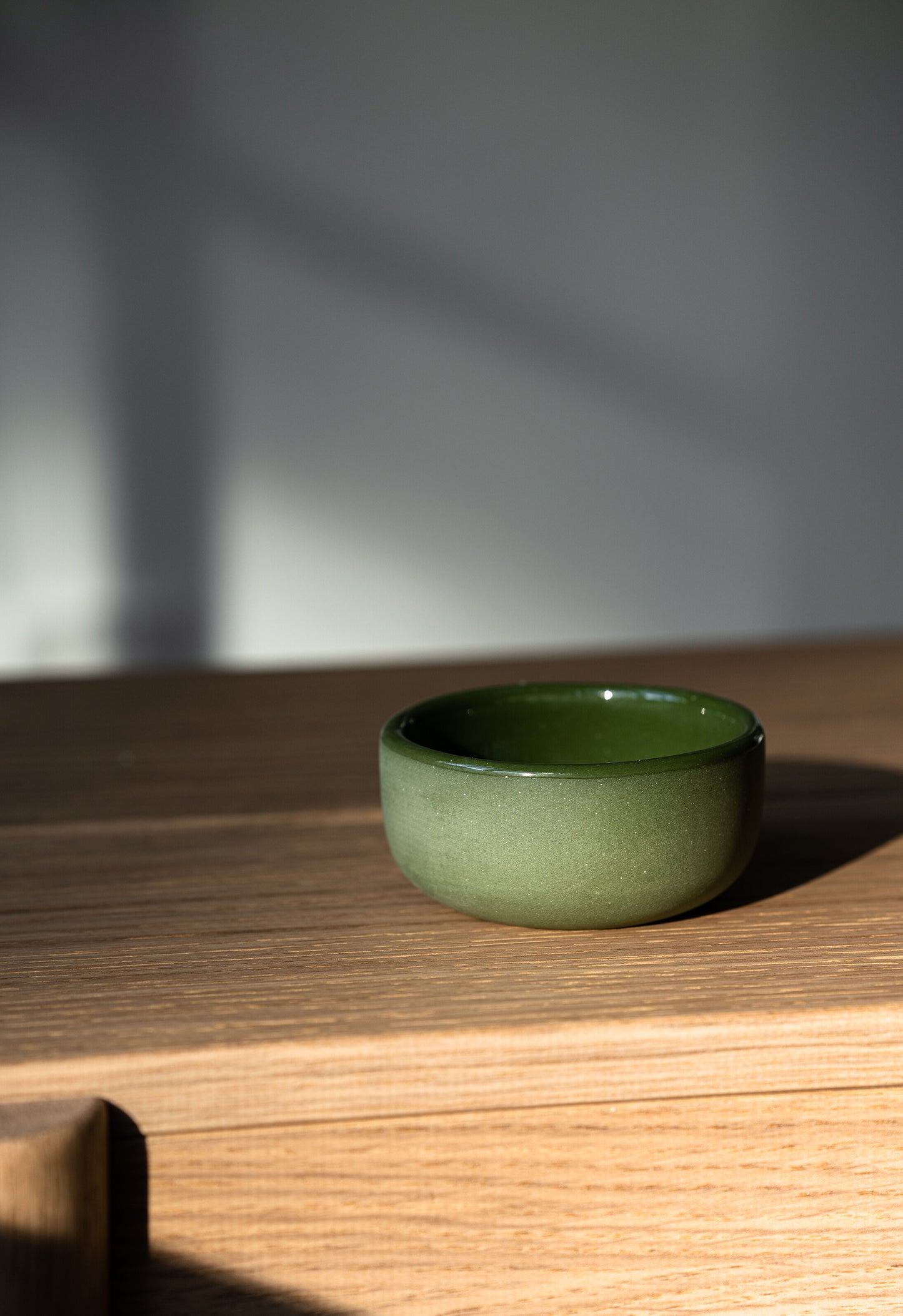 Handmade Porcelain Pinch Bowl. Green