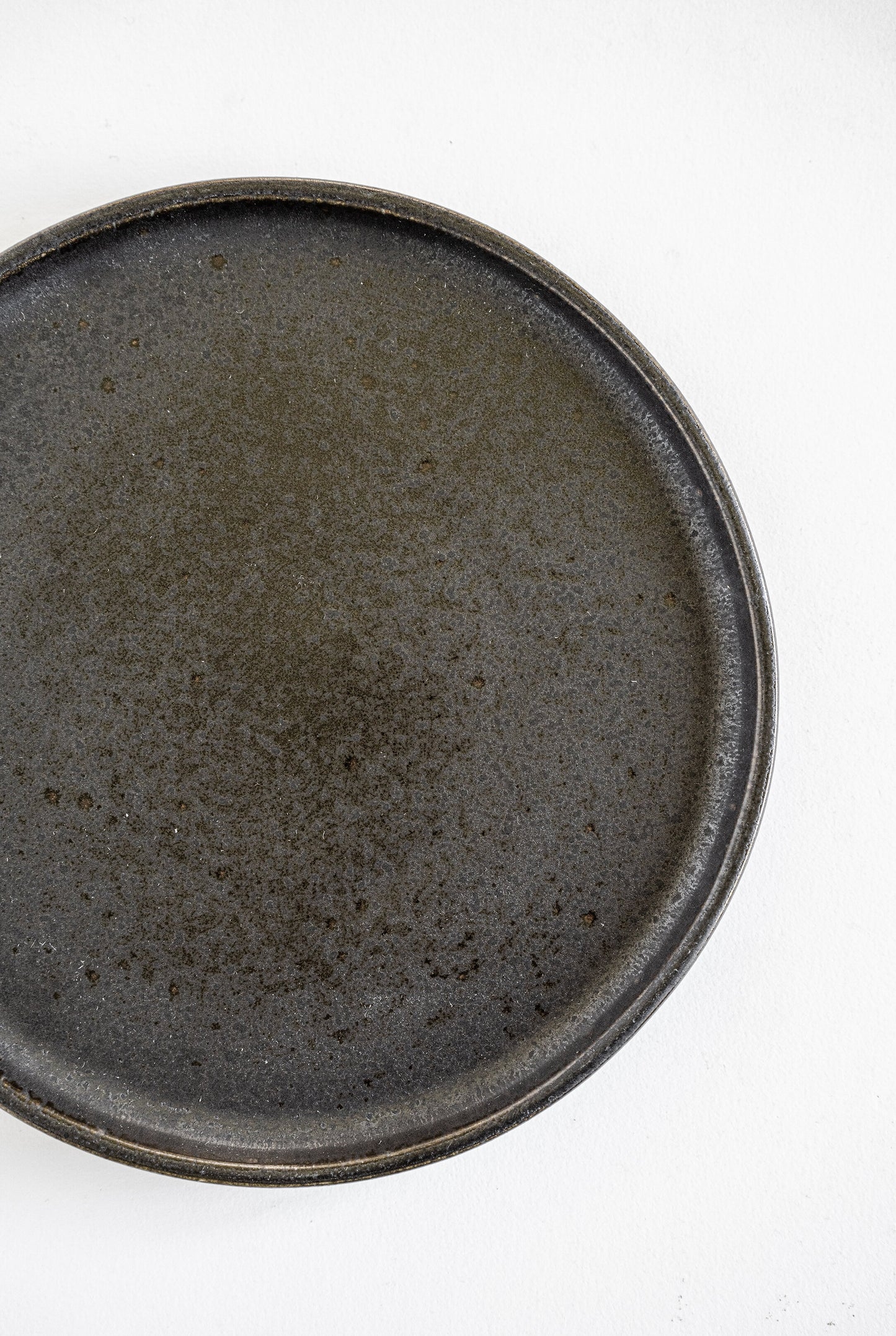 Black Stoneware Dinner Plates