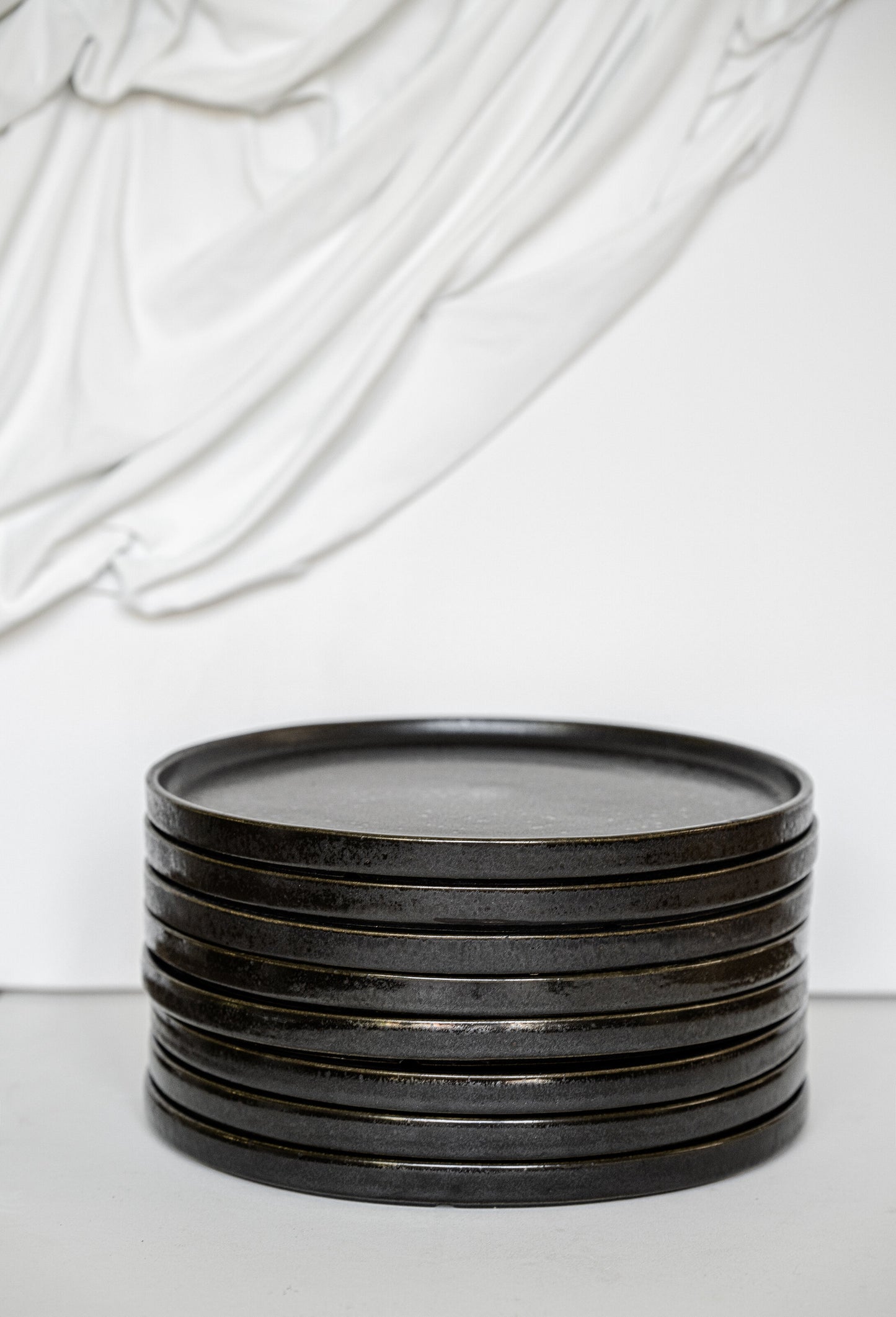 Black Stoneware Dinner Plates