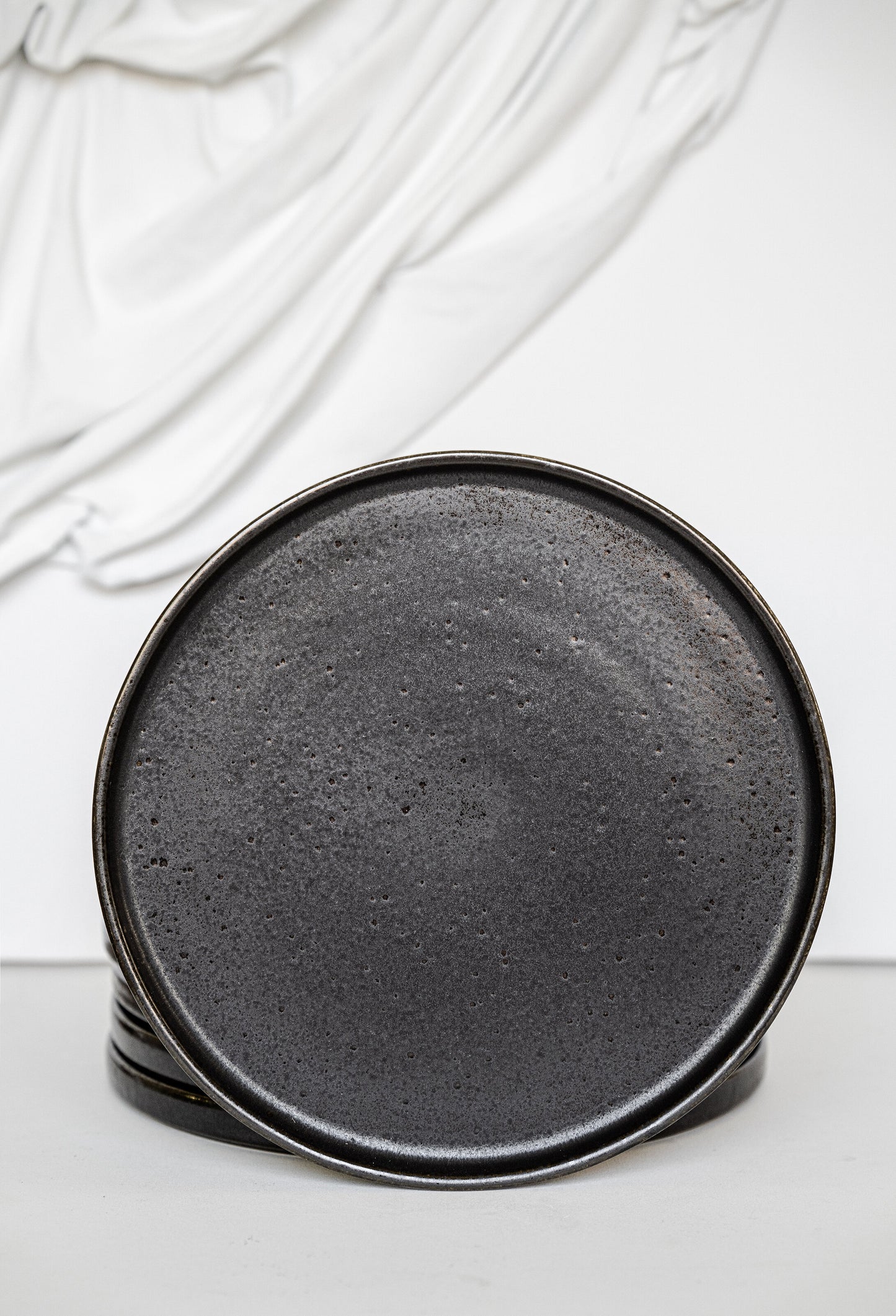 Black Stoneware Dinner Plates