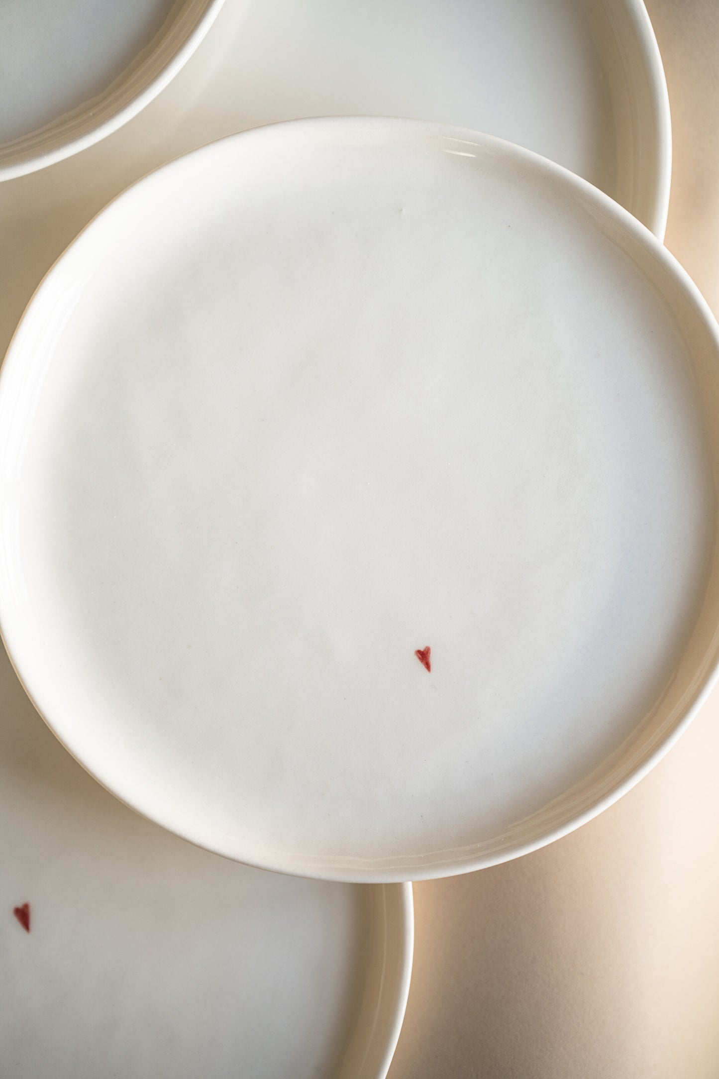 Handmade Porcelain Dinner Plates. OFF-WHITE