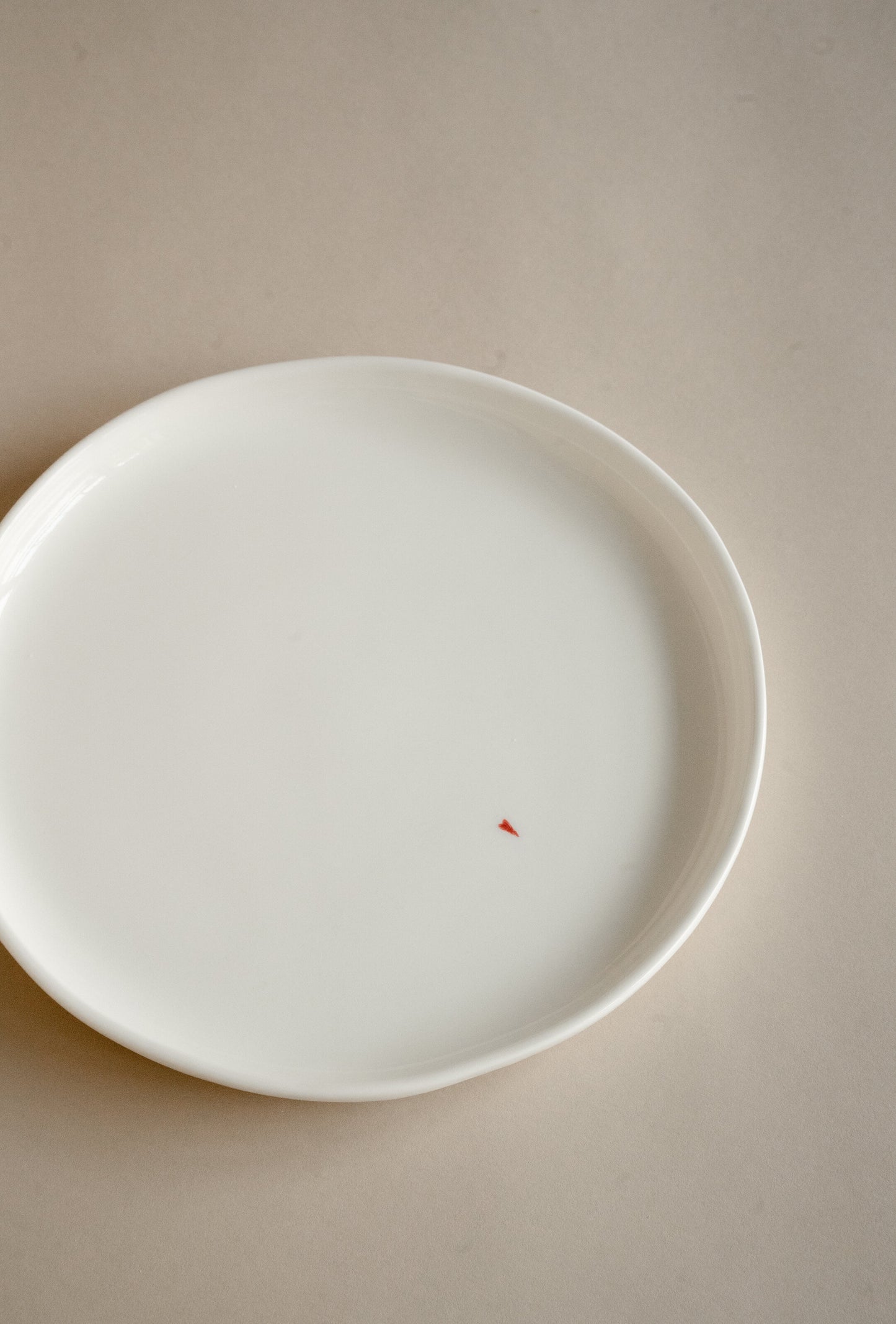 Handmade Porcelain Dinner Plates. OFF-WHITE