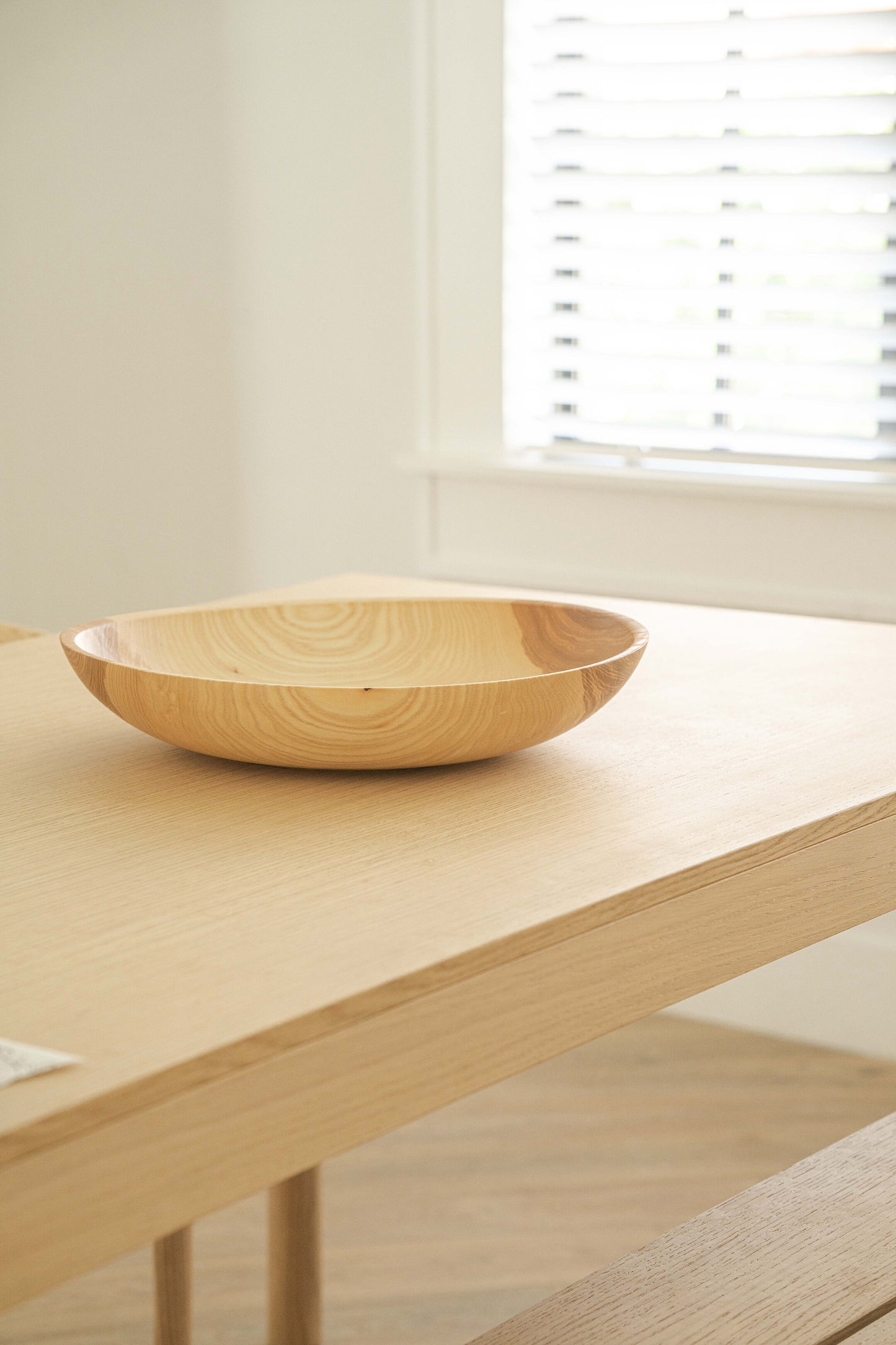 Hand-Carved Shallow Ash Wooden Fruit Bowl