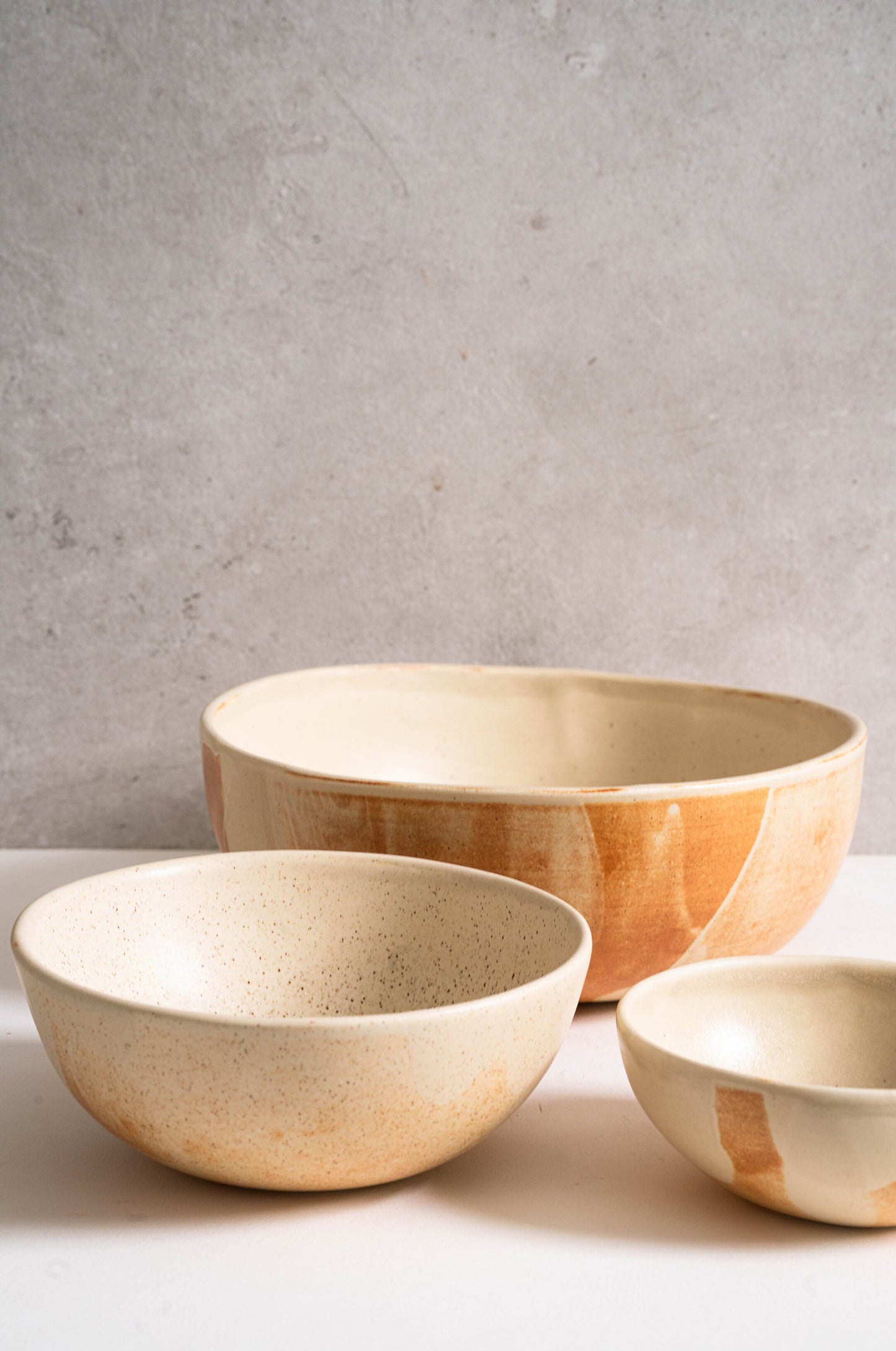 Beige Matte Stoneware Salad Serving Bowl