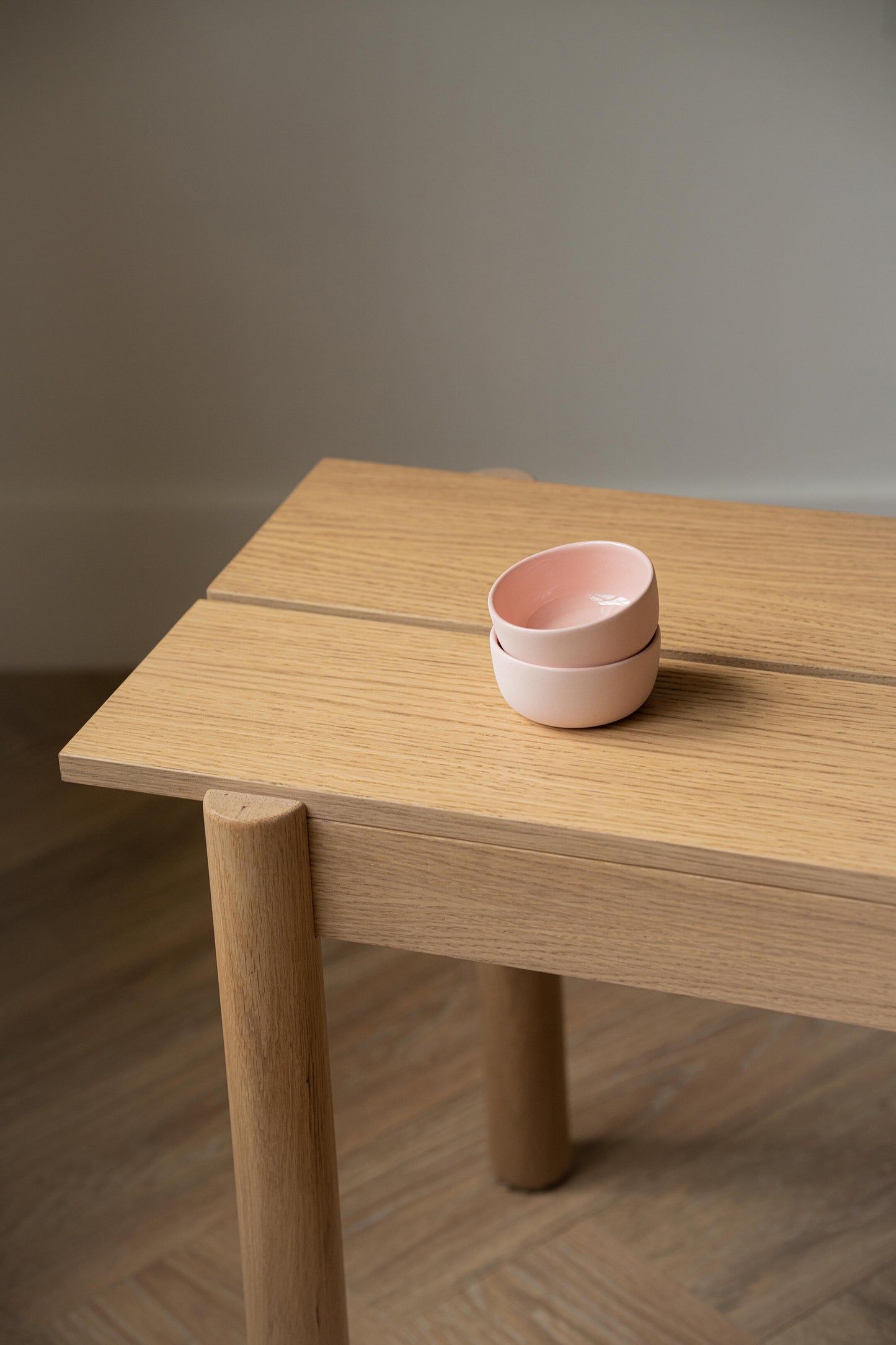 Handmade Porcelain Pinch Bowl. Powder Pink