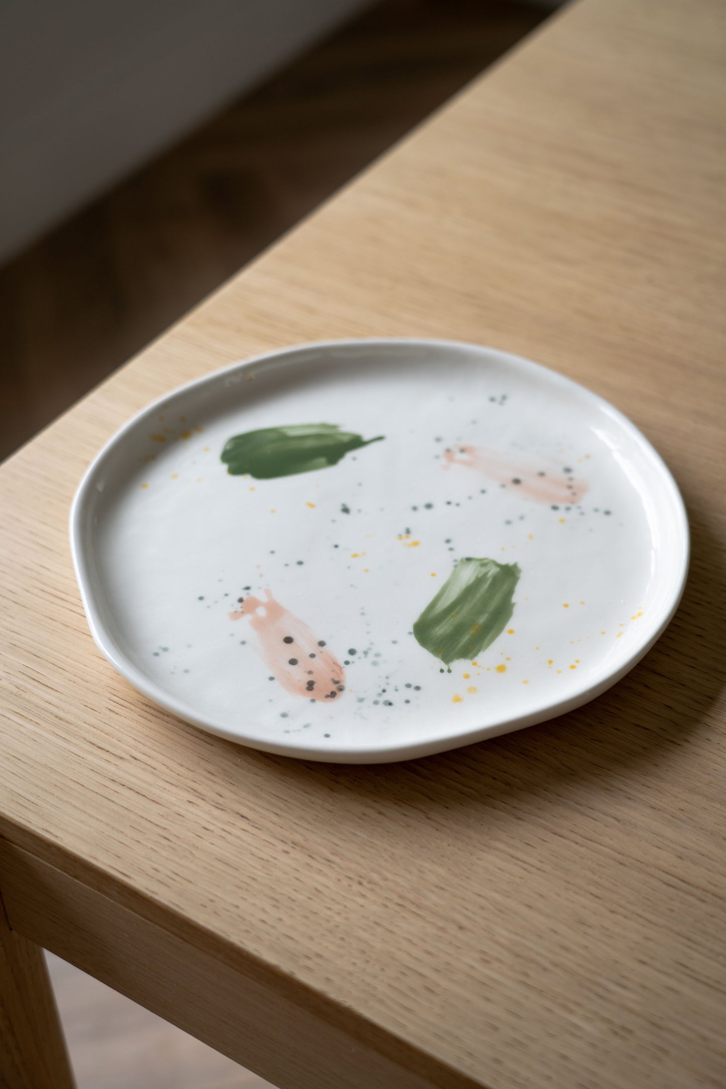 Handmade Porcelain Dinner Plates. Off-White with Strokes