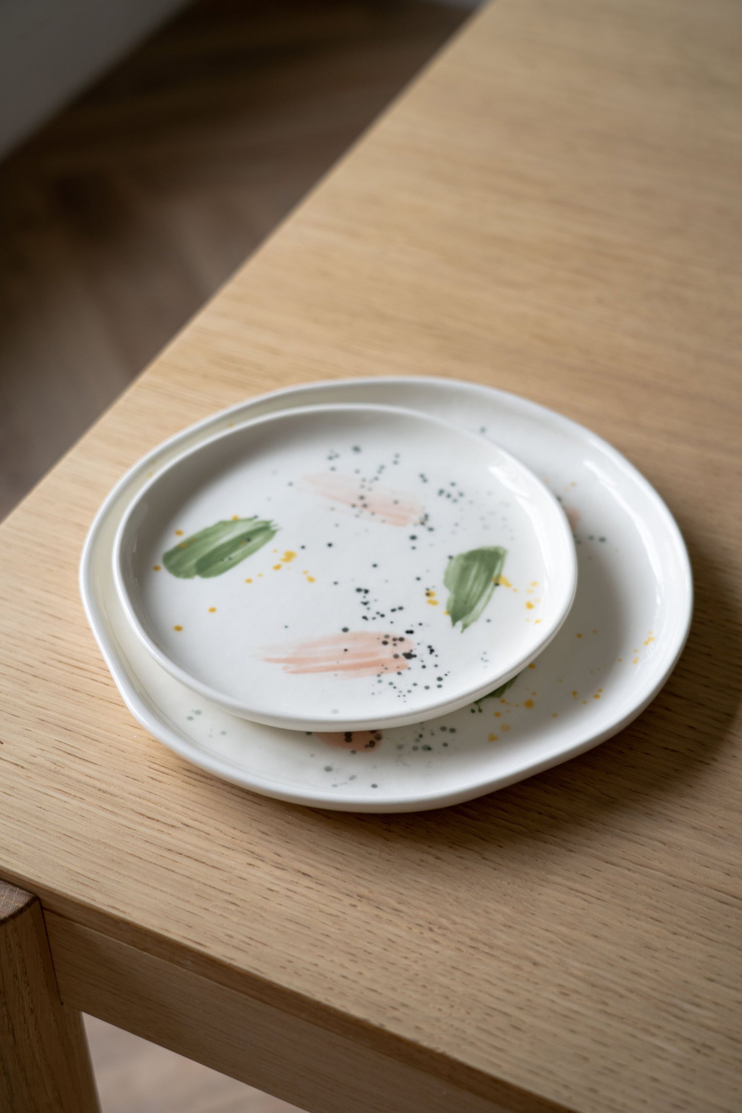 Handmade Porcelain Dinner Plates. Off-White with Strokes