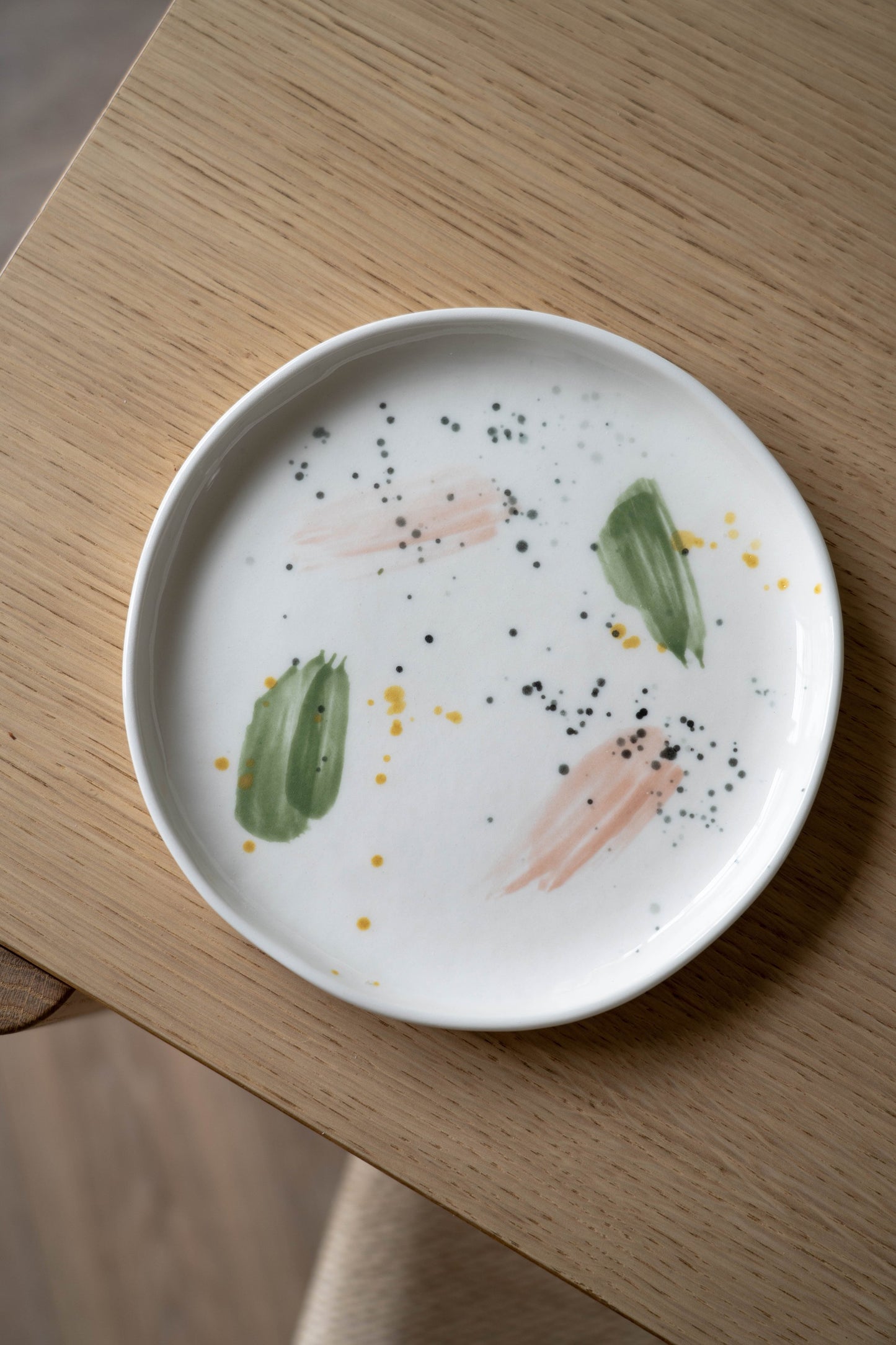 Handmade Porcelain Dinner Plates. Off-White with Strokes