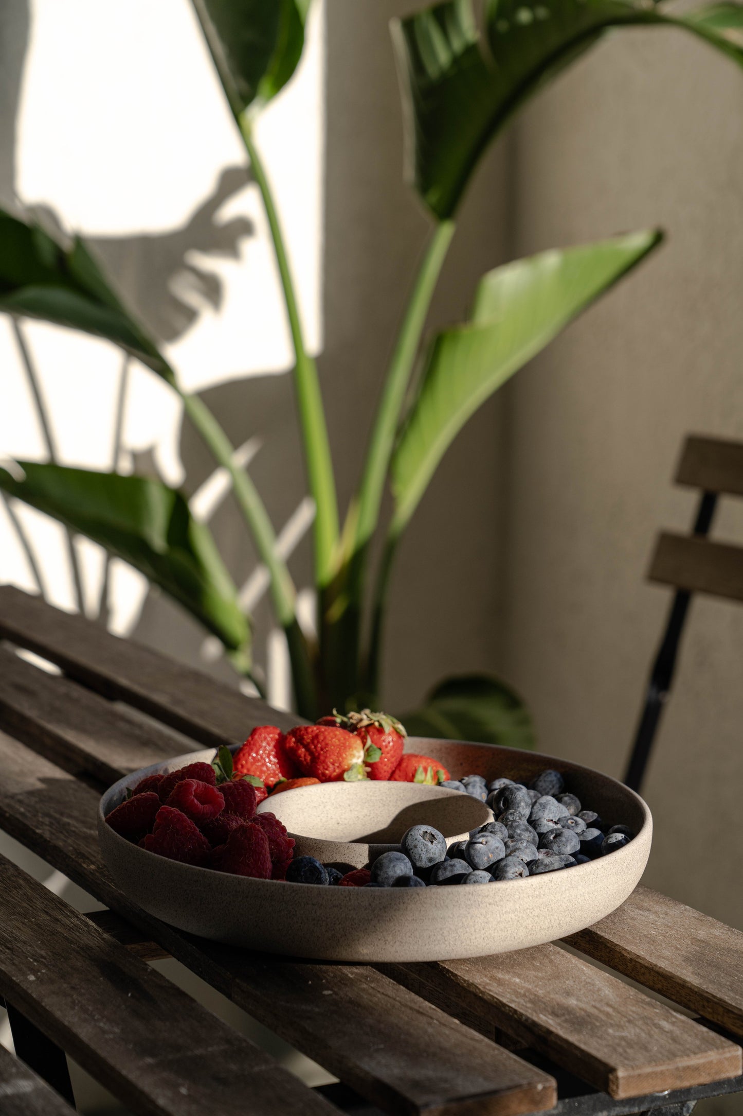 Handmade Stoneware Serving Dish "Concrete"