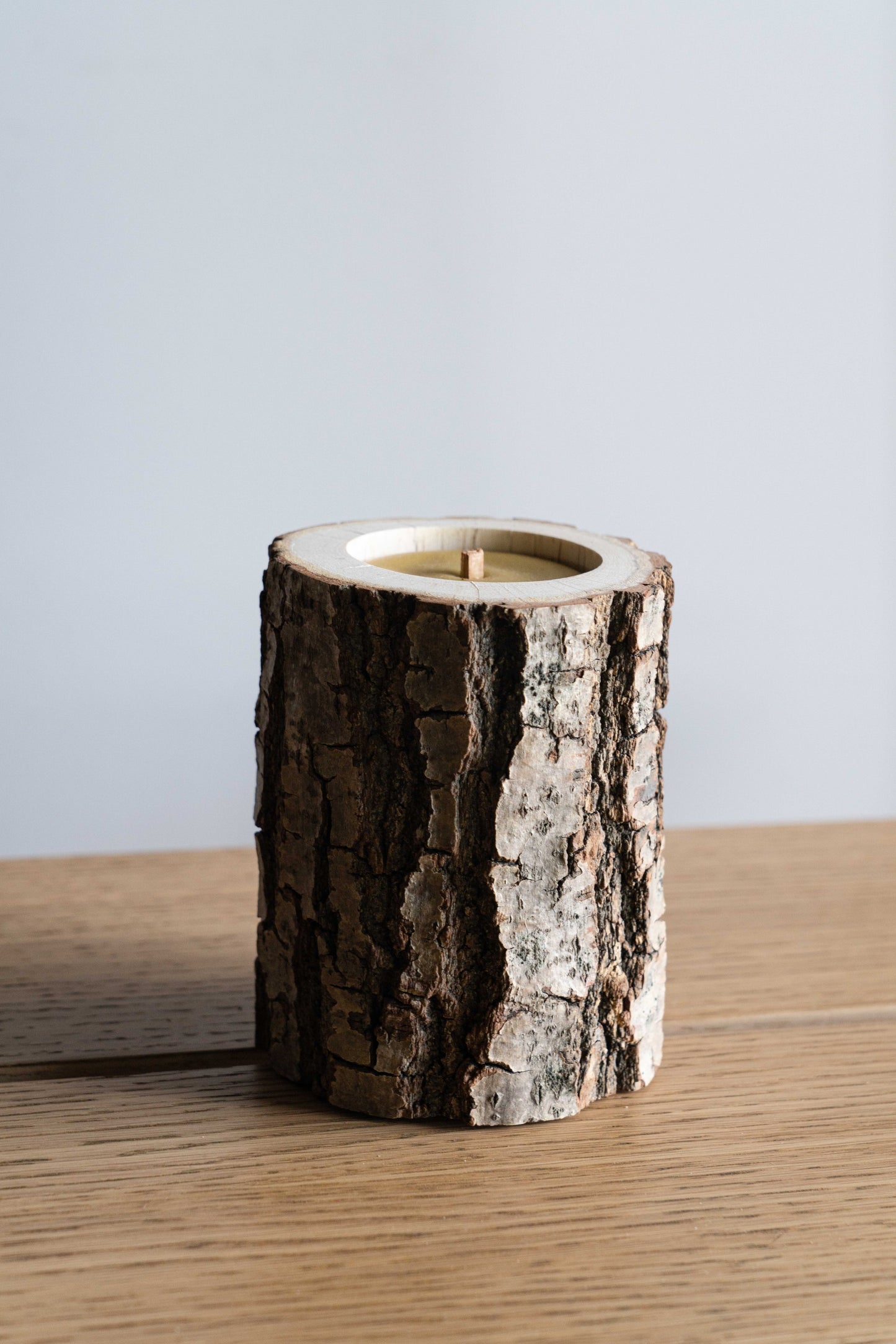 Rocky Wood Candle