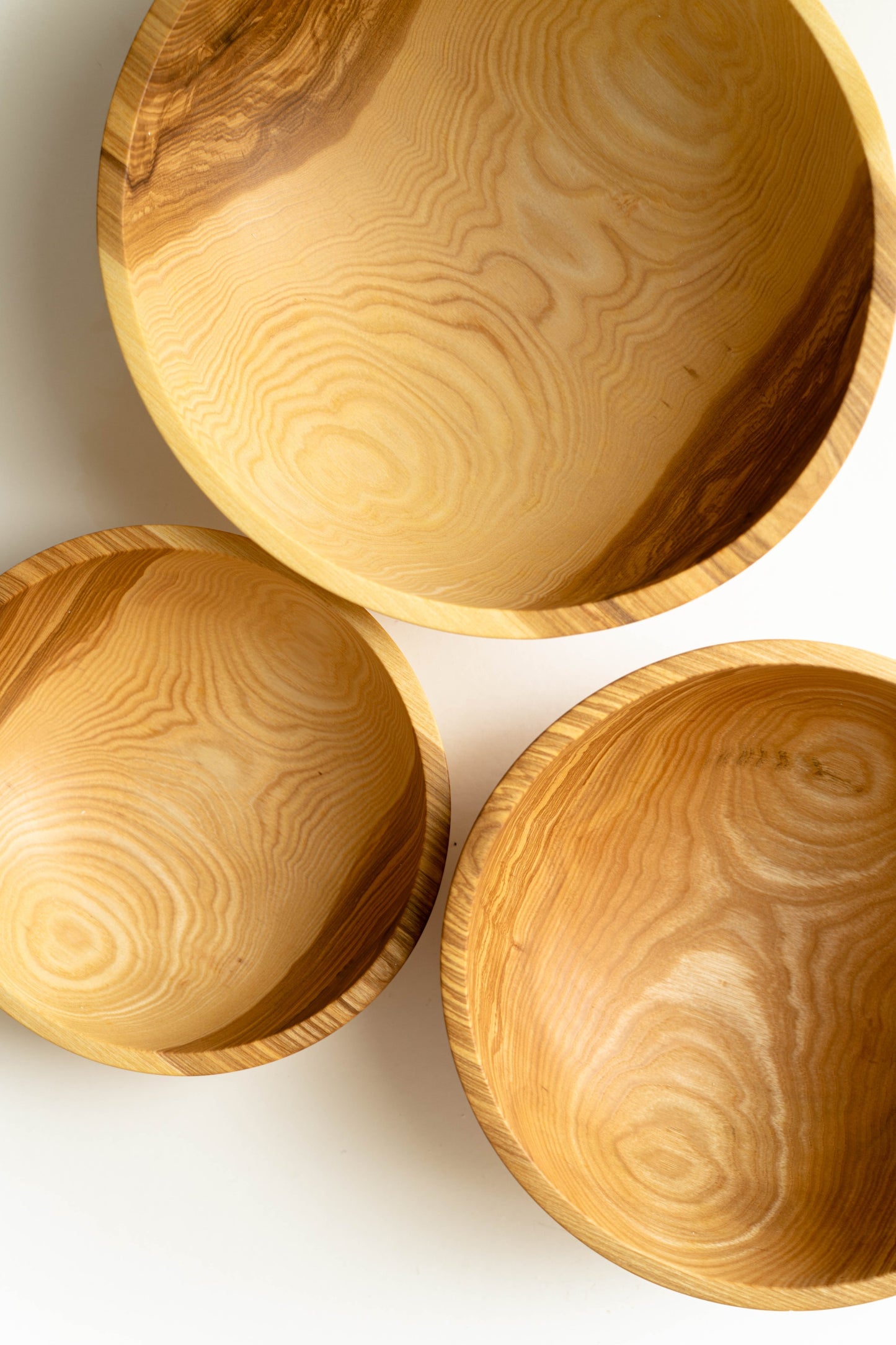 Hand Carved Ash wood Nesting Bowl Set