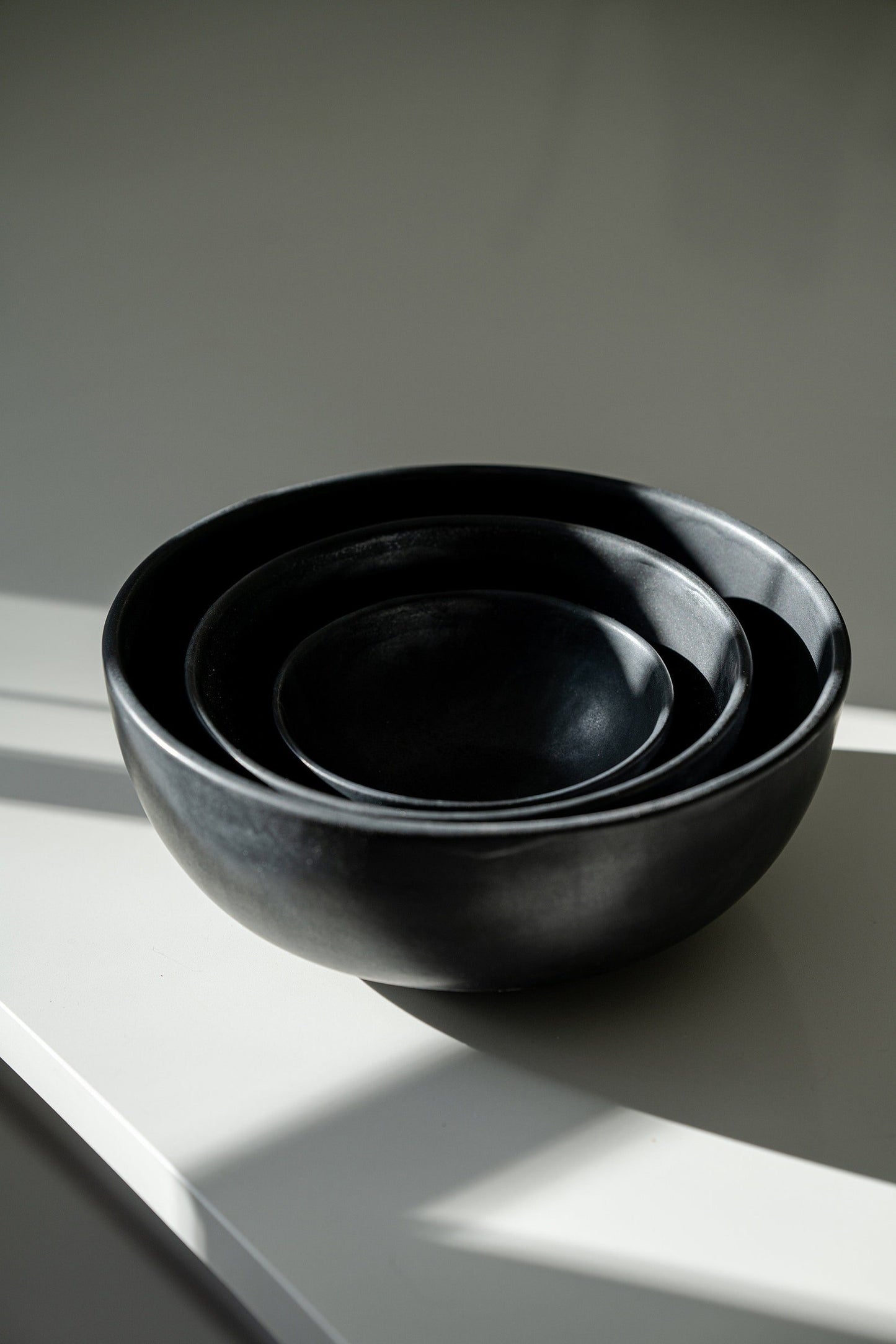 Stoneware Black Matte Salad Serving Bowl